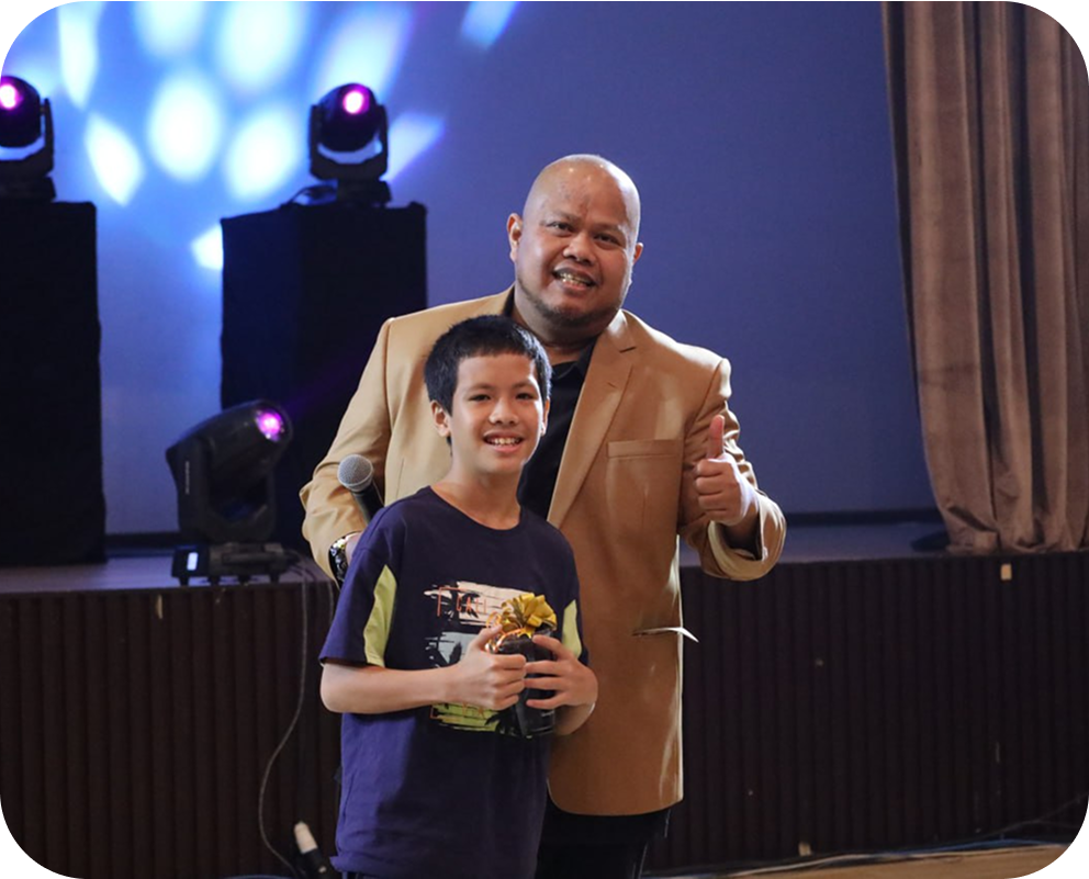 Penganugerahan pelajar cemerlang FlyHigh